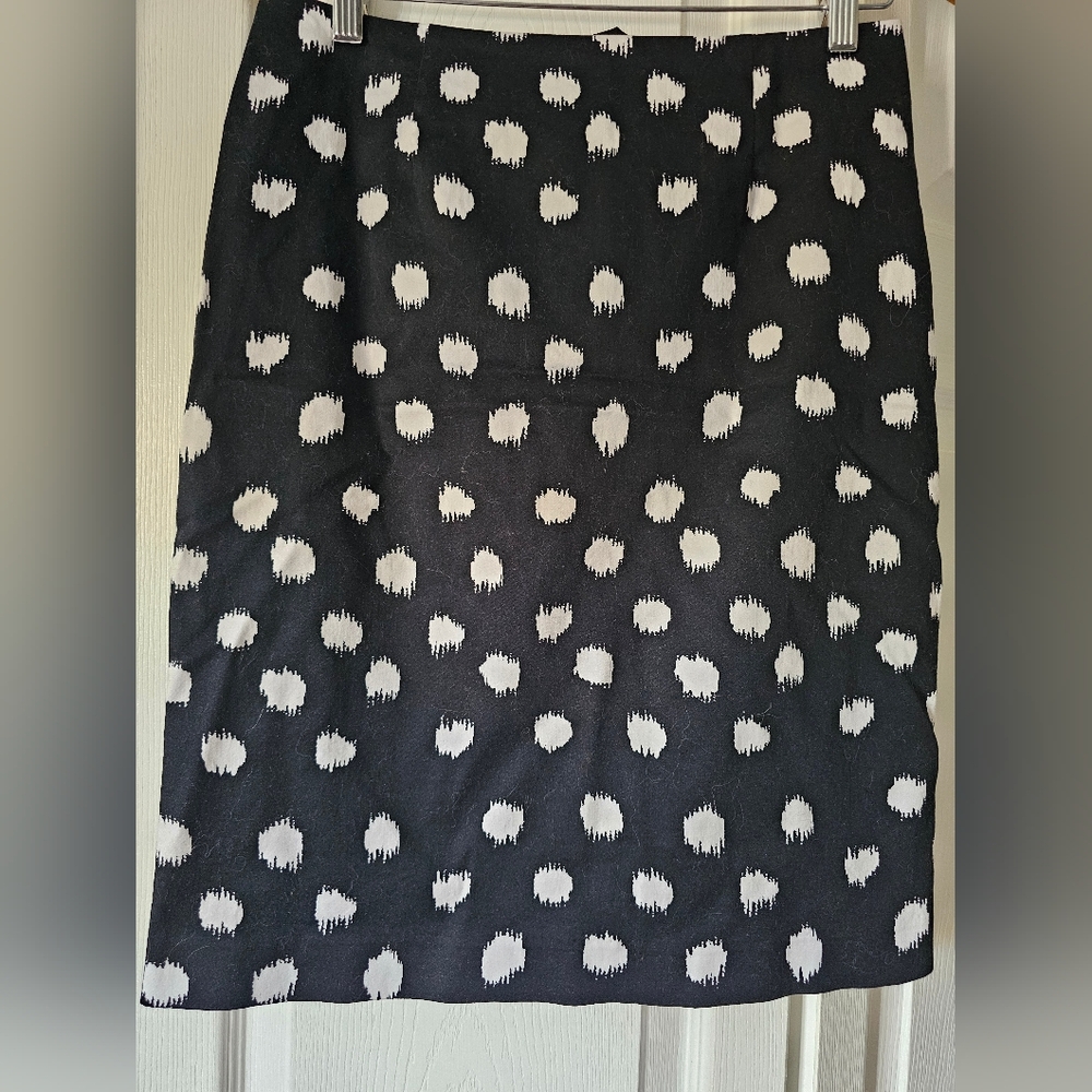 Elegant Black and White Polka Dot Pencil Skirt